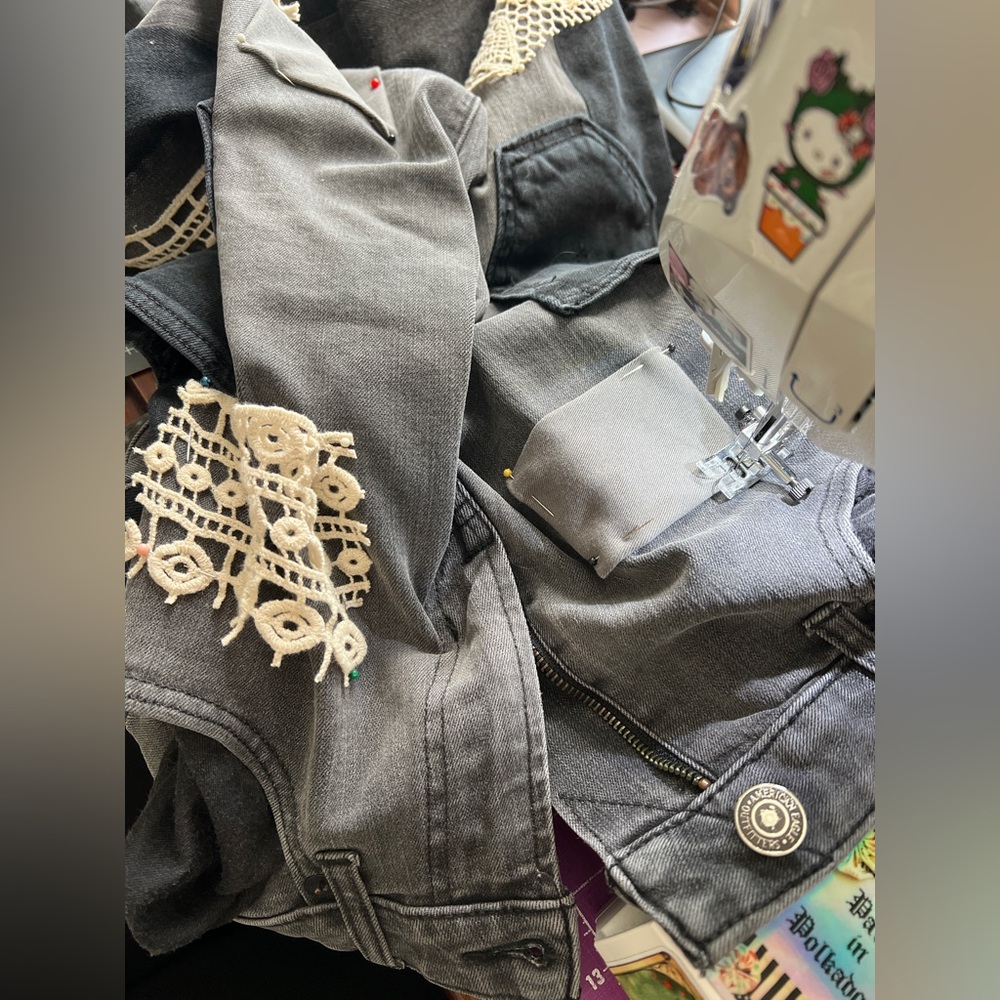 American Eagle Upcycled Patchwork Denim - image 8